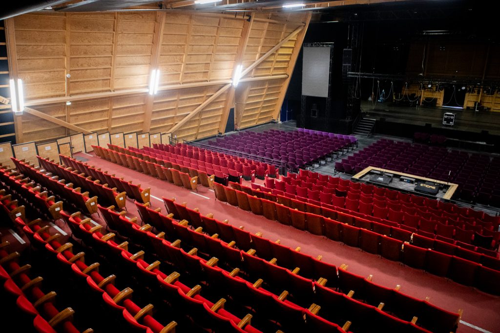Le lieu – Confluence – Salle de spectacle